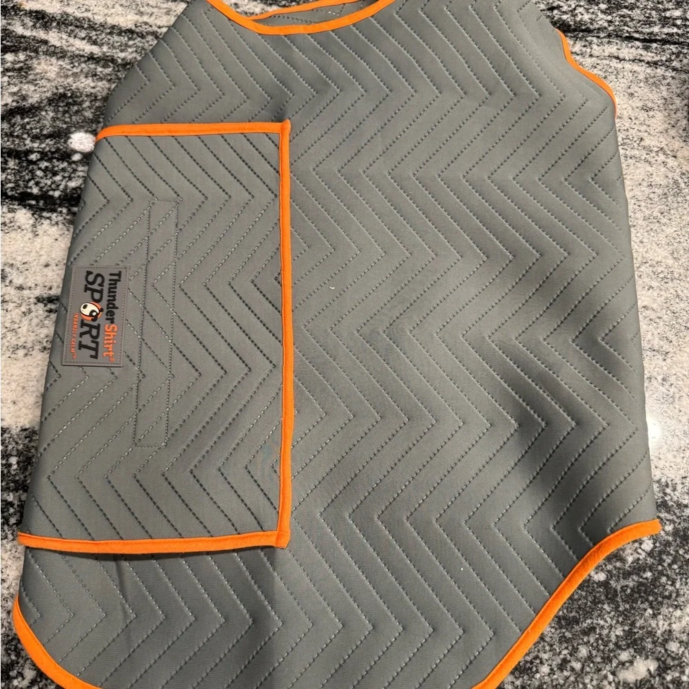 ThunderShirt Sport XL - Picture 2 of 4